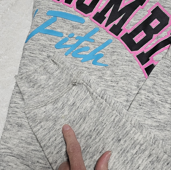 Abercrombie girls set of 2 sweatshirts - Picture 3 of 3